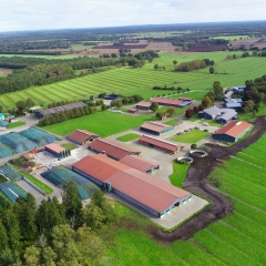 Challenge&solutions_header_leading farm Germany